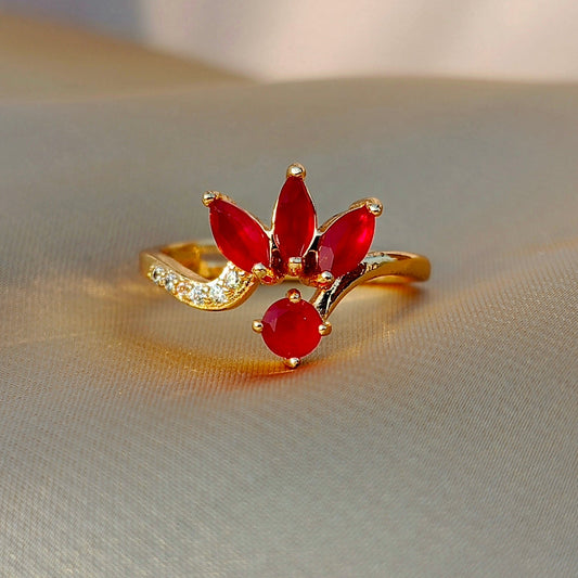 Adjustable Floral Crown Ring with Sparkling Zircon Stones – Elegant Statement Jewelry