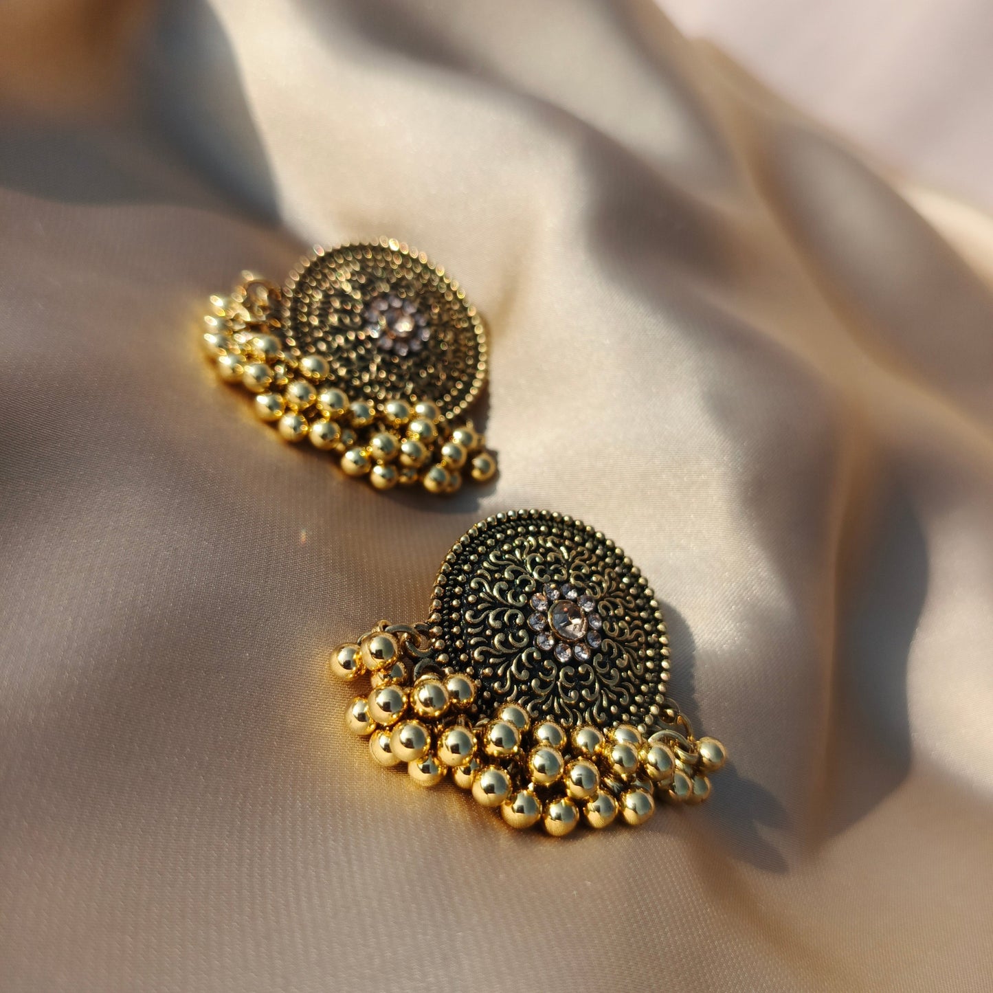 Antique Round Stud Earrings