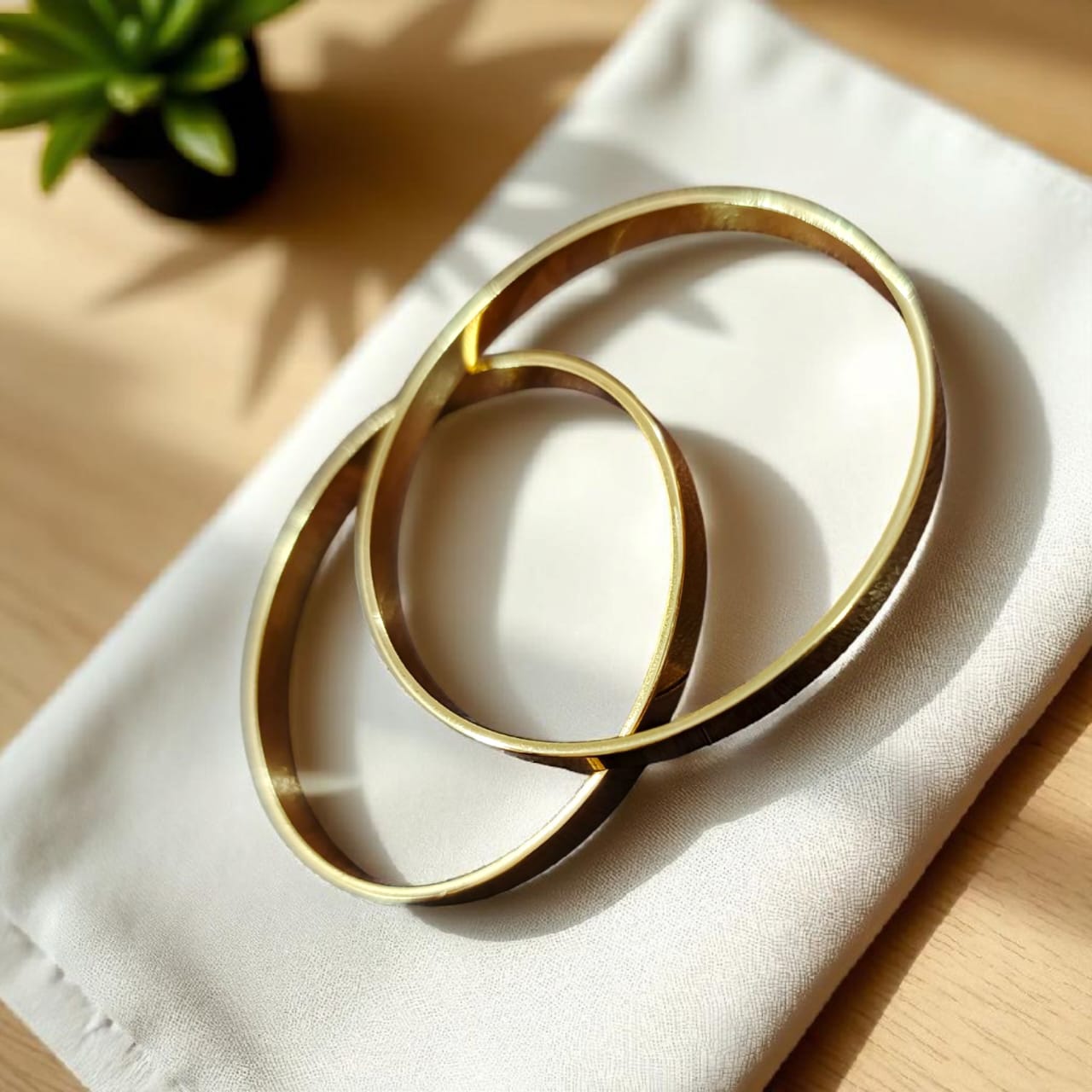 Plain Golden Bangles