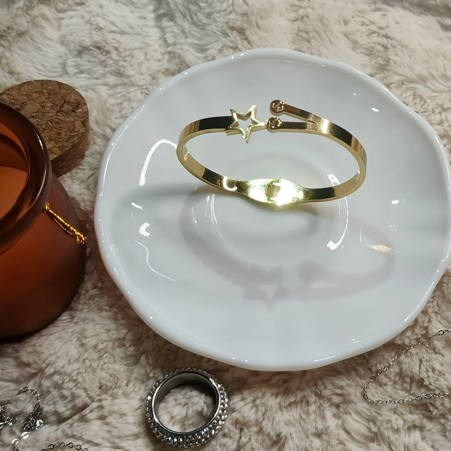 Adjustable Star Bracelet for Women | Minimal Statement Jewelry Online