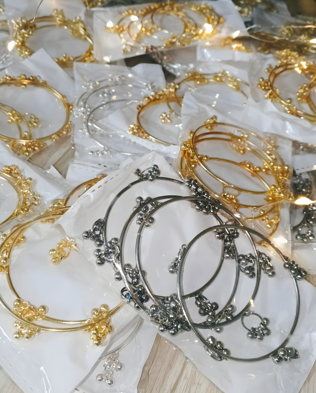 Golden Original Kashmiri Bangles for Women in Lahore – Buy Kashmiri Bangles Online Pakistan | Stylish Eid & Wedding Bangles